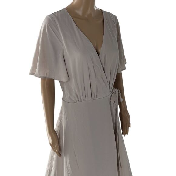 Show Me Your MuMu Sophia Wrap Show Me The Ring Crisp Maxi Dress - Picture 4 of 8